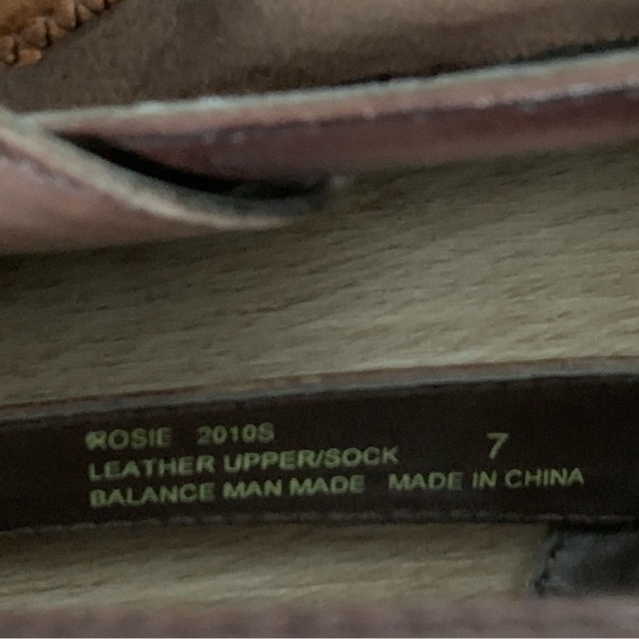 Earth Origins Shoes size 7 - Picture 6 of 6